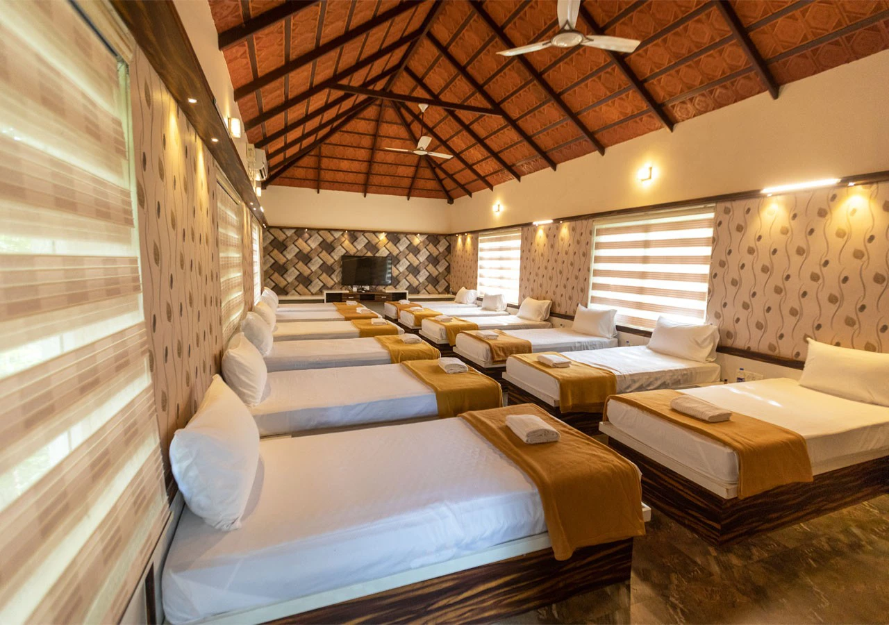Dormitory (12 Beds) image